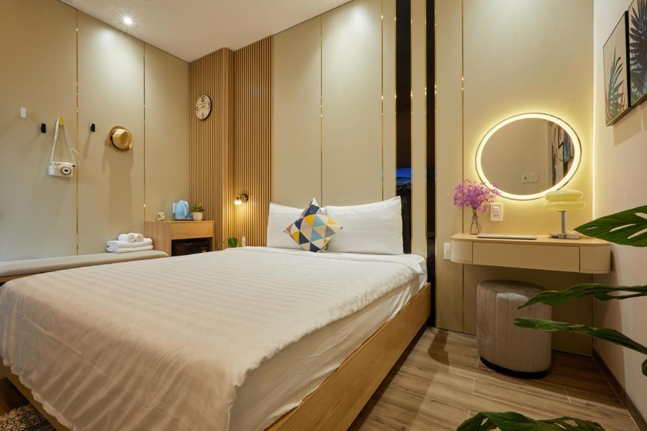 Lux Quy Nhon Homestay ภายนอก รูปภาพ